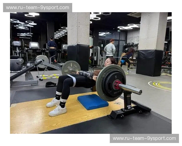 预测举重：用数据把每一次训练变成确定的进步